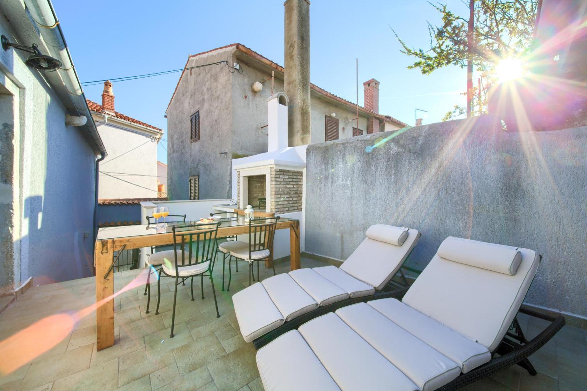 Apartment Old Town Mariolina Krk Town Εξωτερικό φωτογραφία